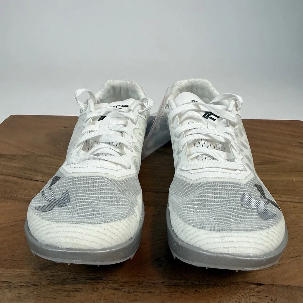 New‎ NWOB Womens Under Armour Shakedown Elite Spiked Track Shoes Sneakers 6.5 M